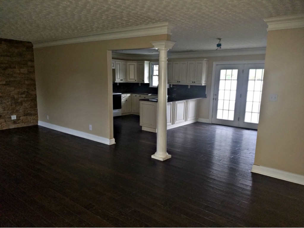 134 White Road Elizabethton, TN 37643 - Photo 3 of 36 Photo 3