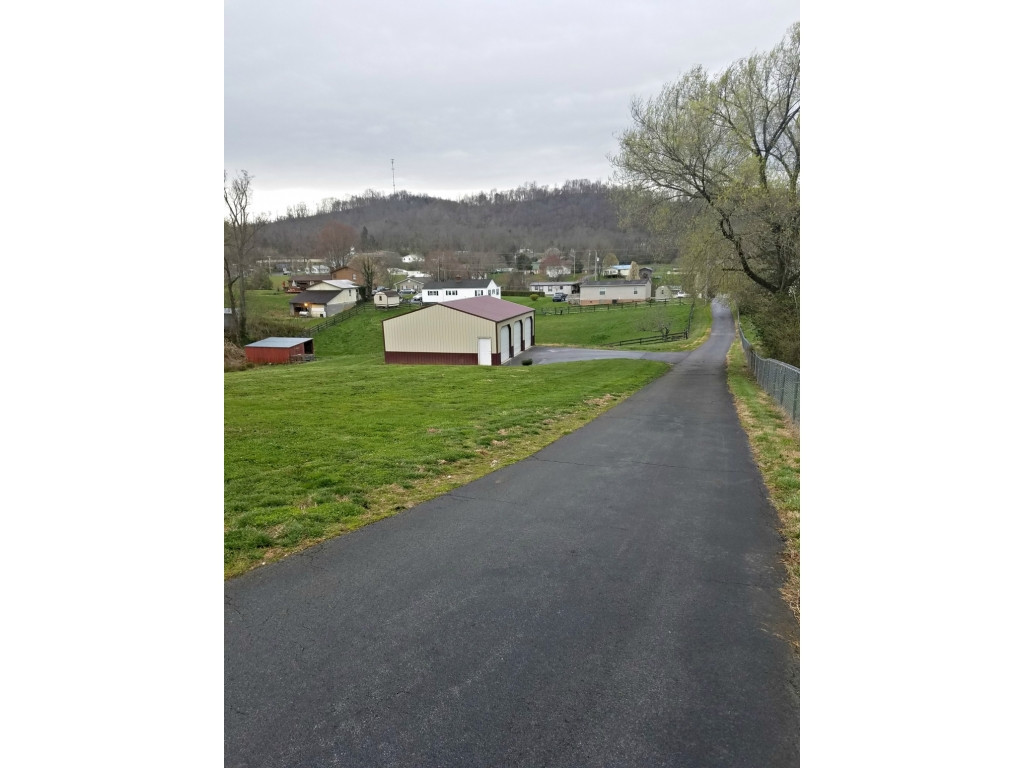 134 White Road Elizabethton, TN 37643 - Photo 33 of 36 Photo 33