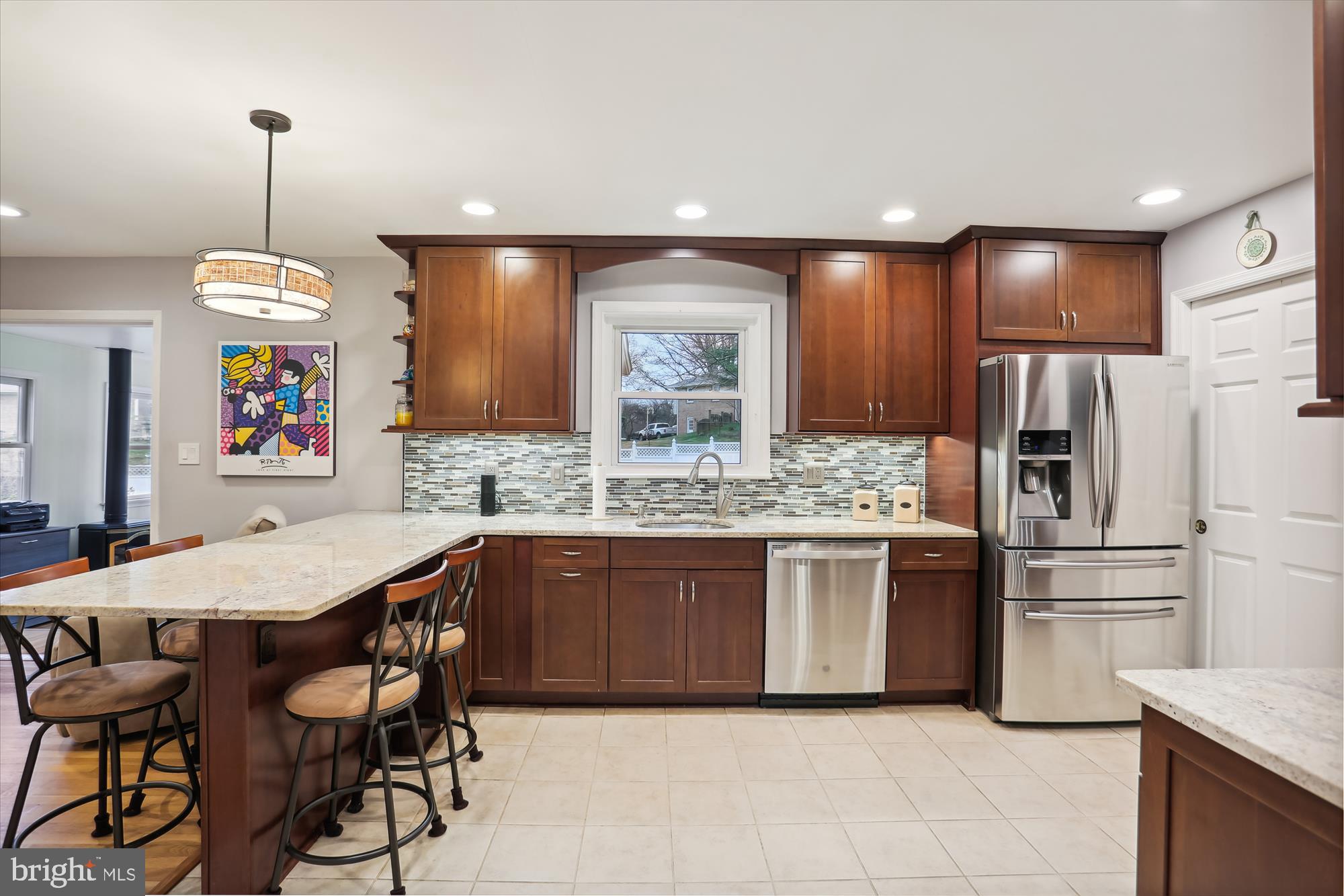 4117 Sir Walter Road Olney, MD 20832 - Photo 11 of 83 Breakfast Bar, granite counters, SS appliances