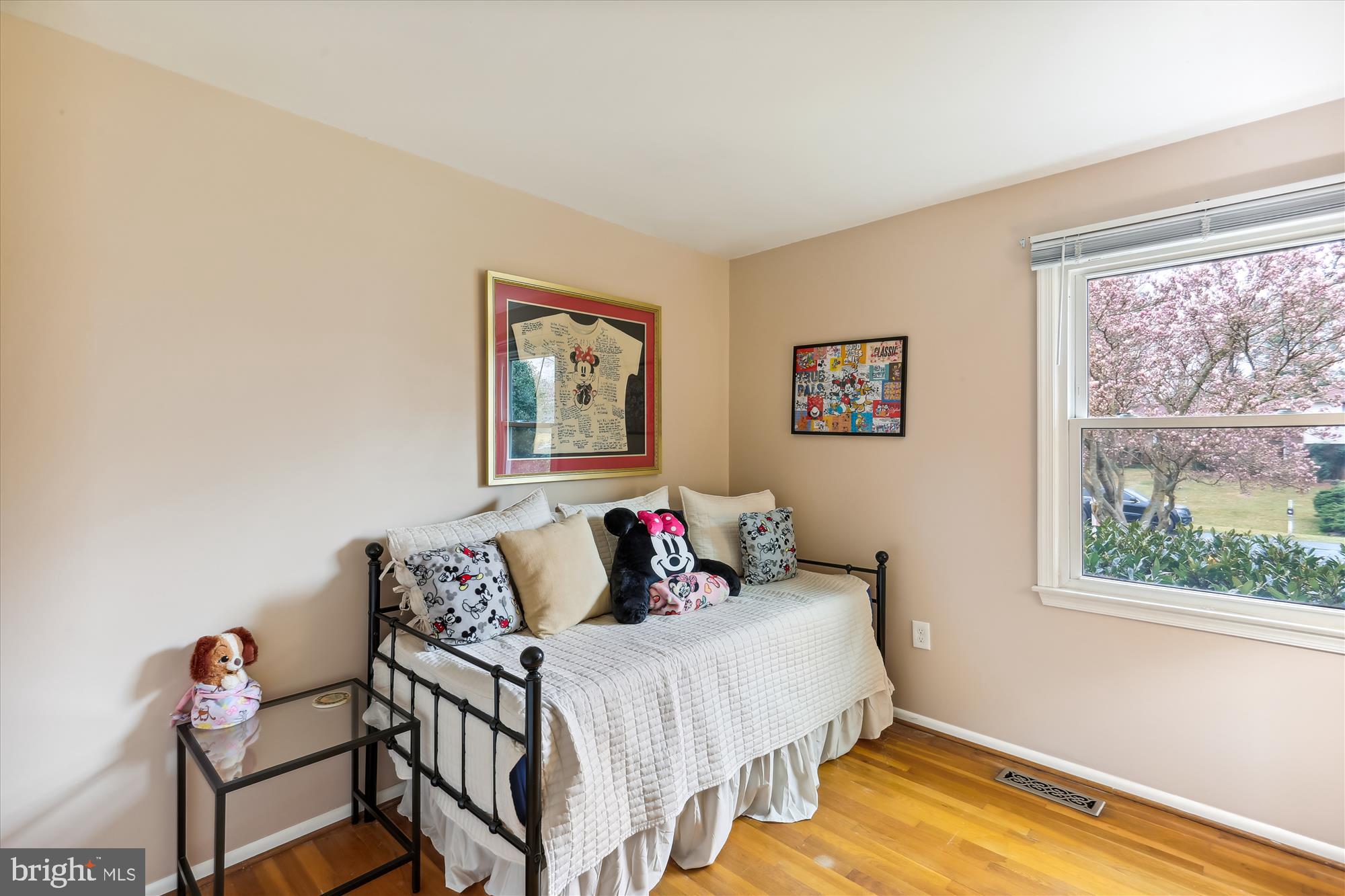 4117 Sir Walter Road Olney, MD 20832 - Photo 27 of 83 Bedroom #3, sunny & bright!