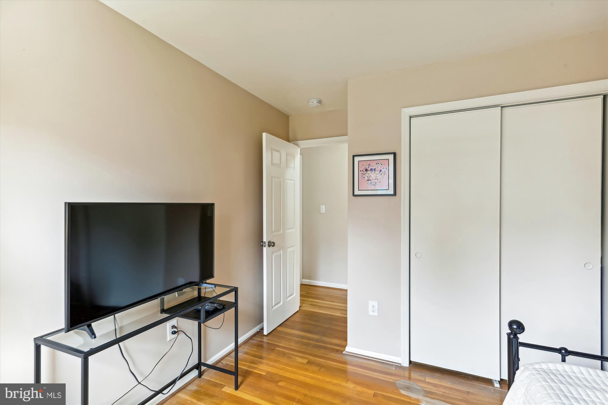 4117 Sir Walter Road Olney, MD 20832 - Photo 28 of 83 BR #3 plenty of closet space, hardwood flooring