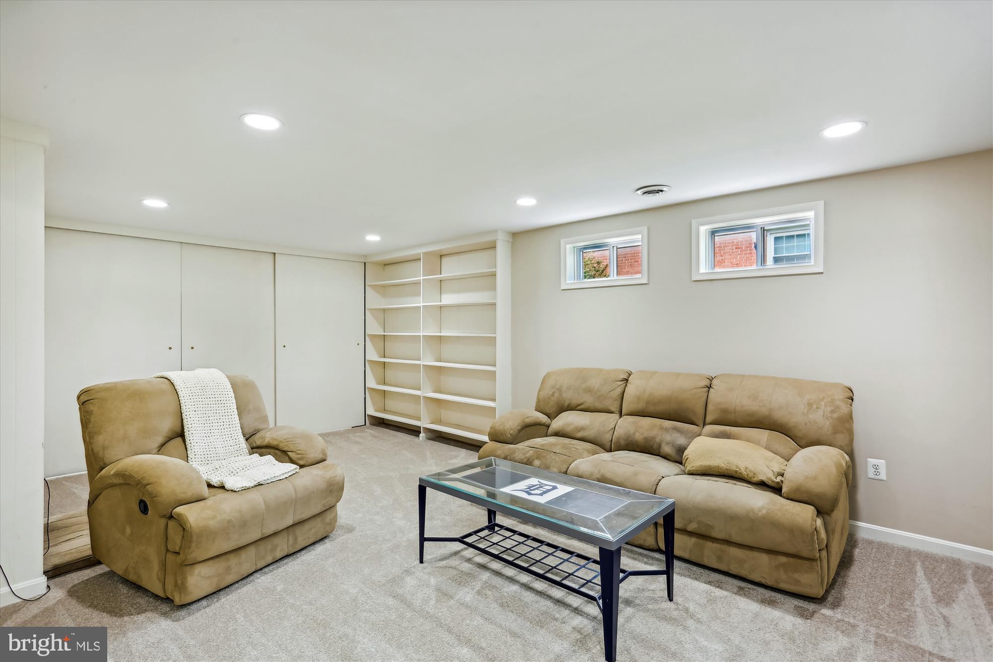 4117 Sir Walter Road Olney, MD 20832 - Photo 31 of 83 LL newly carpeted Den w recessed lighting