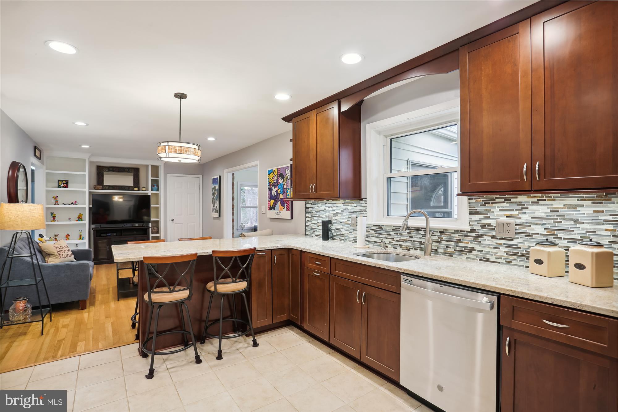 4117 Sir Walter Road Olney, MD 20832 - Photo 10 of 83 Renovated Gourmet Kitchen open to Family Room