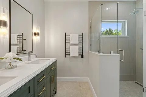 $1,595,000 | 2907 Creeks Edge Parkway, Austin, TX 78733