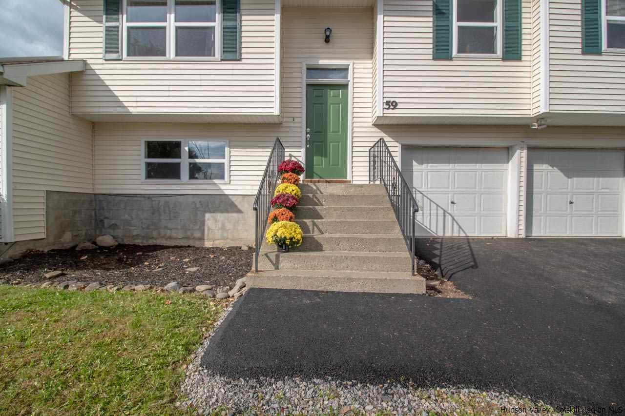 59 Red Maple Road Saugerties, NY 12477 - Photo 2 of 23 Photo 2