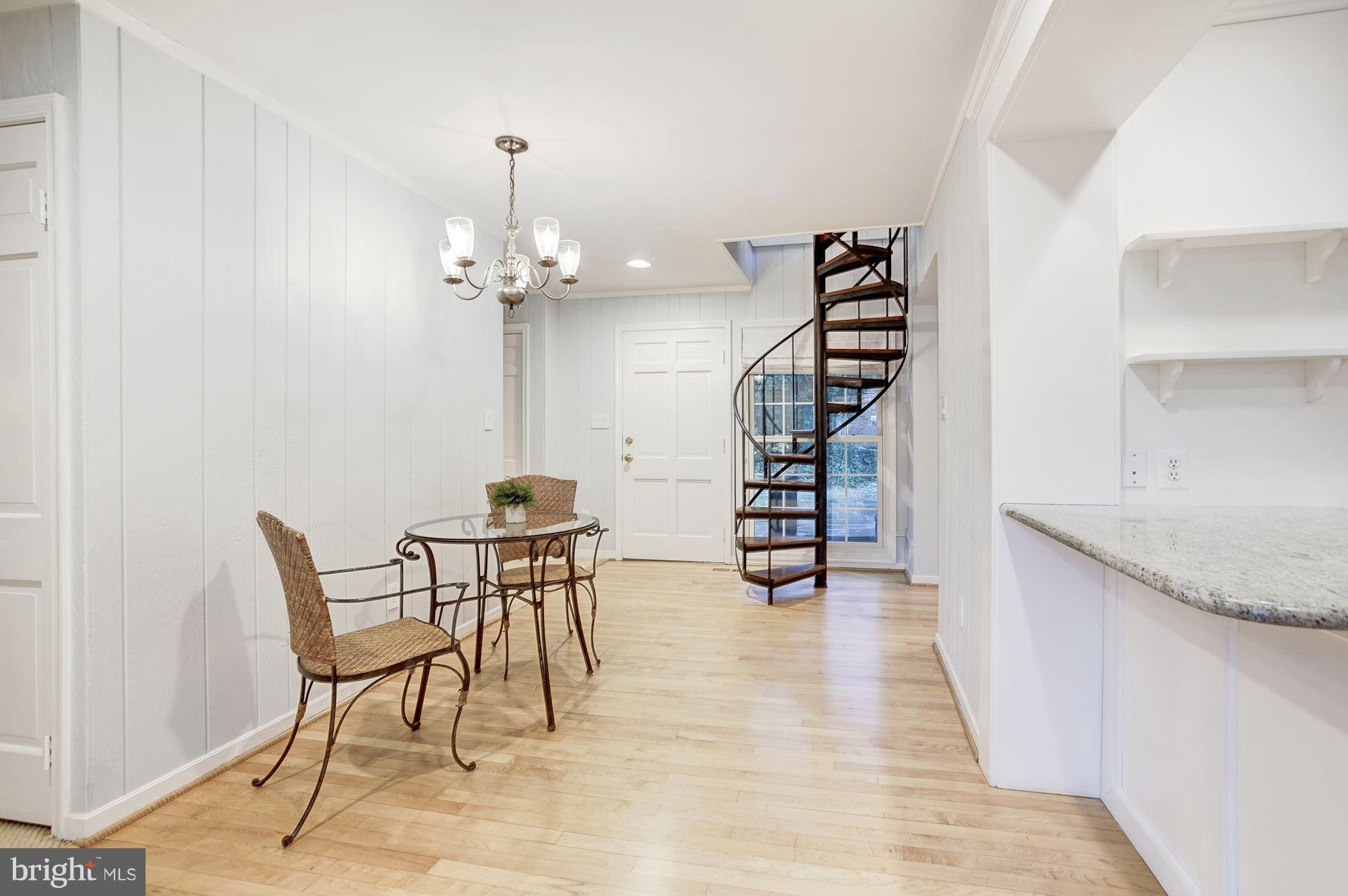208 Buxton Road Falls Church, VA 22046 - Photo 15 of 38 Breakfast Room