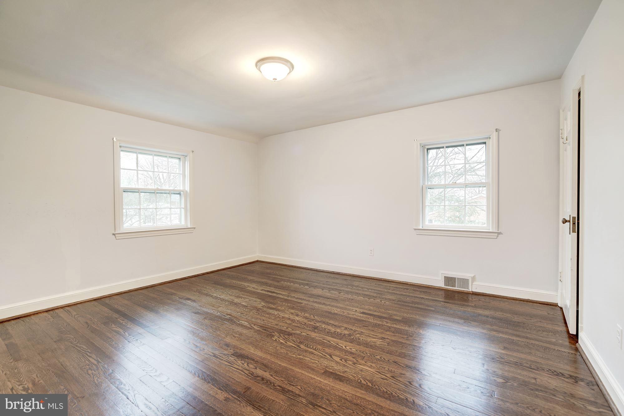 208 Buxton Road Falls Church, VA 22046 - Photo 24 of 38 Bedroom 2
