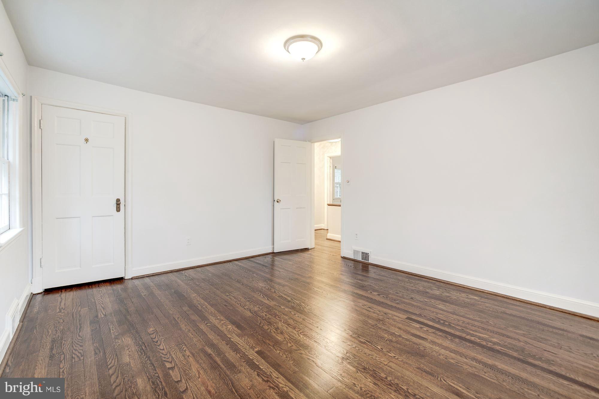 208 Buxton Road Falls Church, VA 22046 - Photo 25 of 38 Bedroom 2