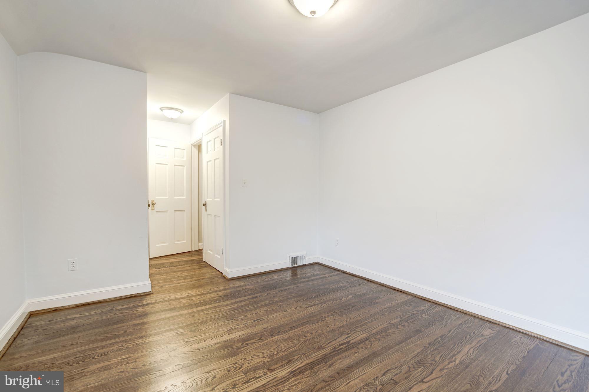 208 Buxton Road Falls Church, VA 22046 - Photo 27 of 38 Bedroom 3