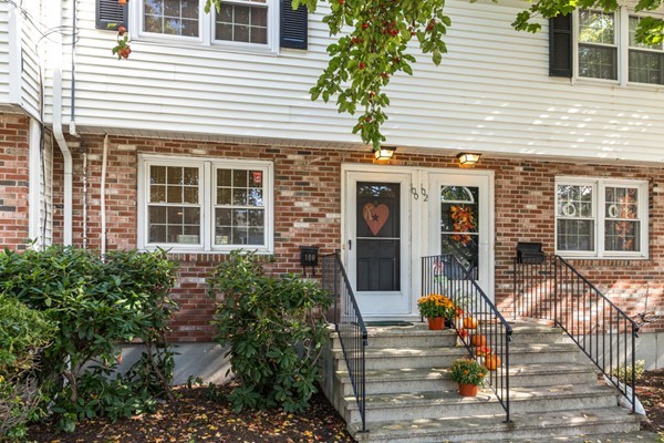 100 Hooper Road, Unit 100 Dedham, MA 02026 - Photo 2 of 28 Gallery Image 2