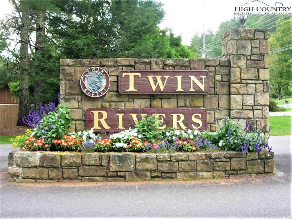 7 East Rivers Edge Boone, NC 28607 - Photo 17 of 19 Gallery Image 17