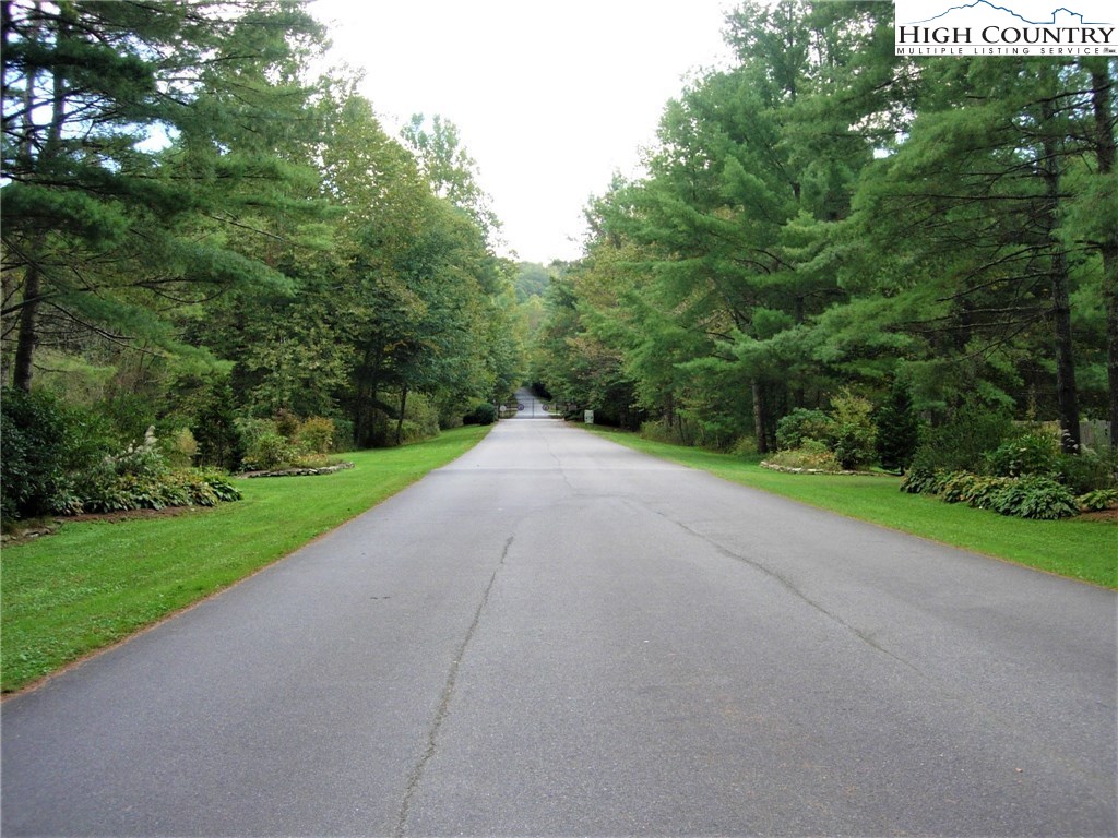 7 East Rivers Edge Boone, NC 28607 - Photo 18 of 19 Gallery Image 18