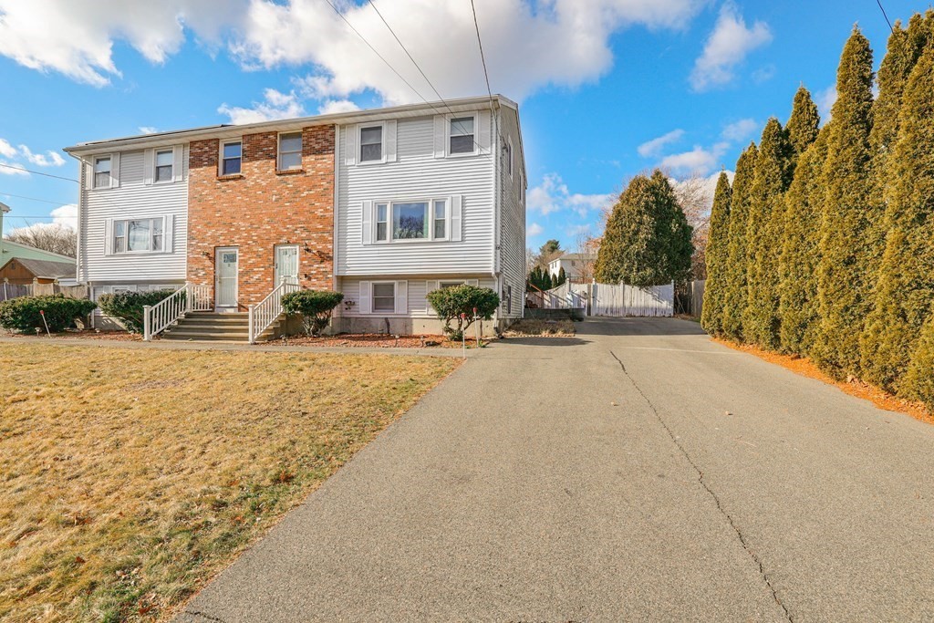 24 Christopher Road, Unit 24 Randolph, MA 02368 - Photo 2 of 41 Gallery Image 2