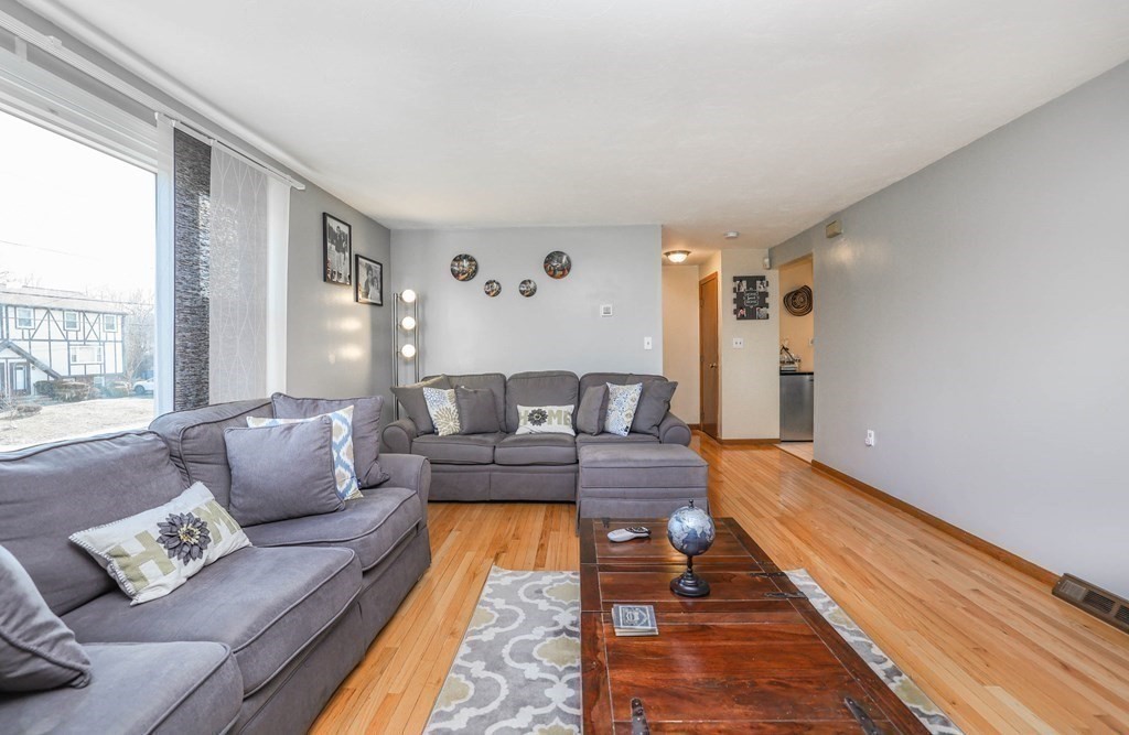 24 Christopher Road, Unit 24 Randolph, MA 02368 - Photo 7 of 41 Gallery Image 7