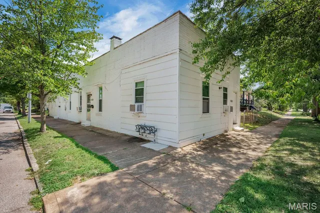 $250,000 | 5632 Leona Street, St. Louis, MO 63116