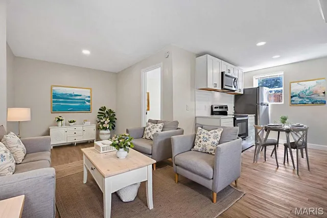 $250,000 | 5632 Leona Street, St. Louis, MO 63116