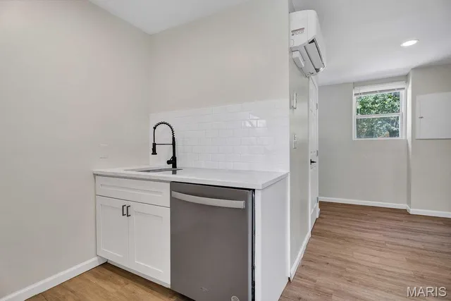 $250,000 | 5632 Leona Street, St. Louis, MO 63116