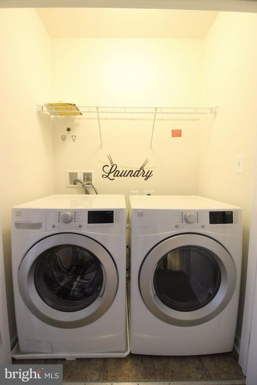 43125 Shore Square Ashburn, VA 20148 - Photo 23 of 26 Laundry