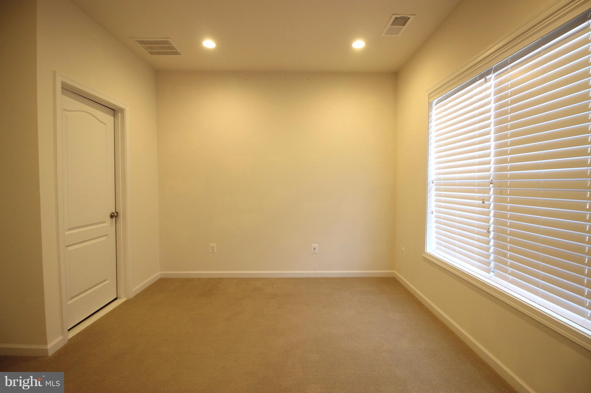 43125 Shore Square Ashburn, VA 20148 - Photo 3 of 26 First Bedroom