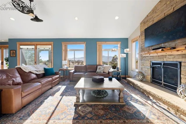 $1,625,000 | 4255 Arrowhead Drive, Colorado Springs, CO 80908