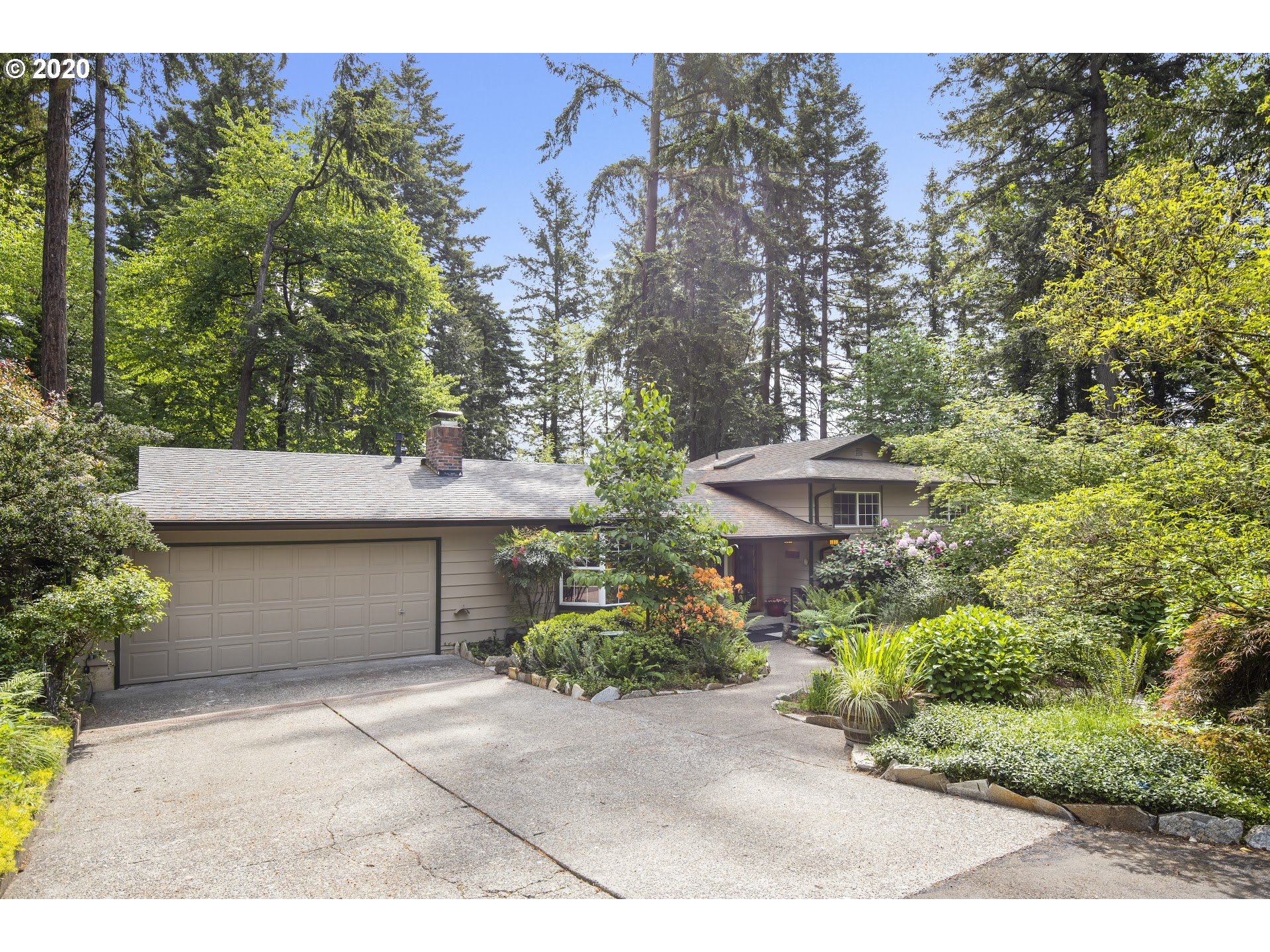 16824 Southwest Inverurie Road Lake Oswego, OR 97035 - Photo 1 of 31 Gallery Image 1