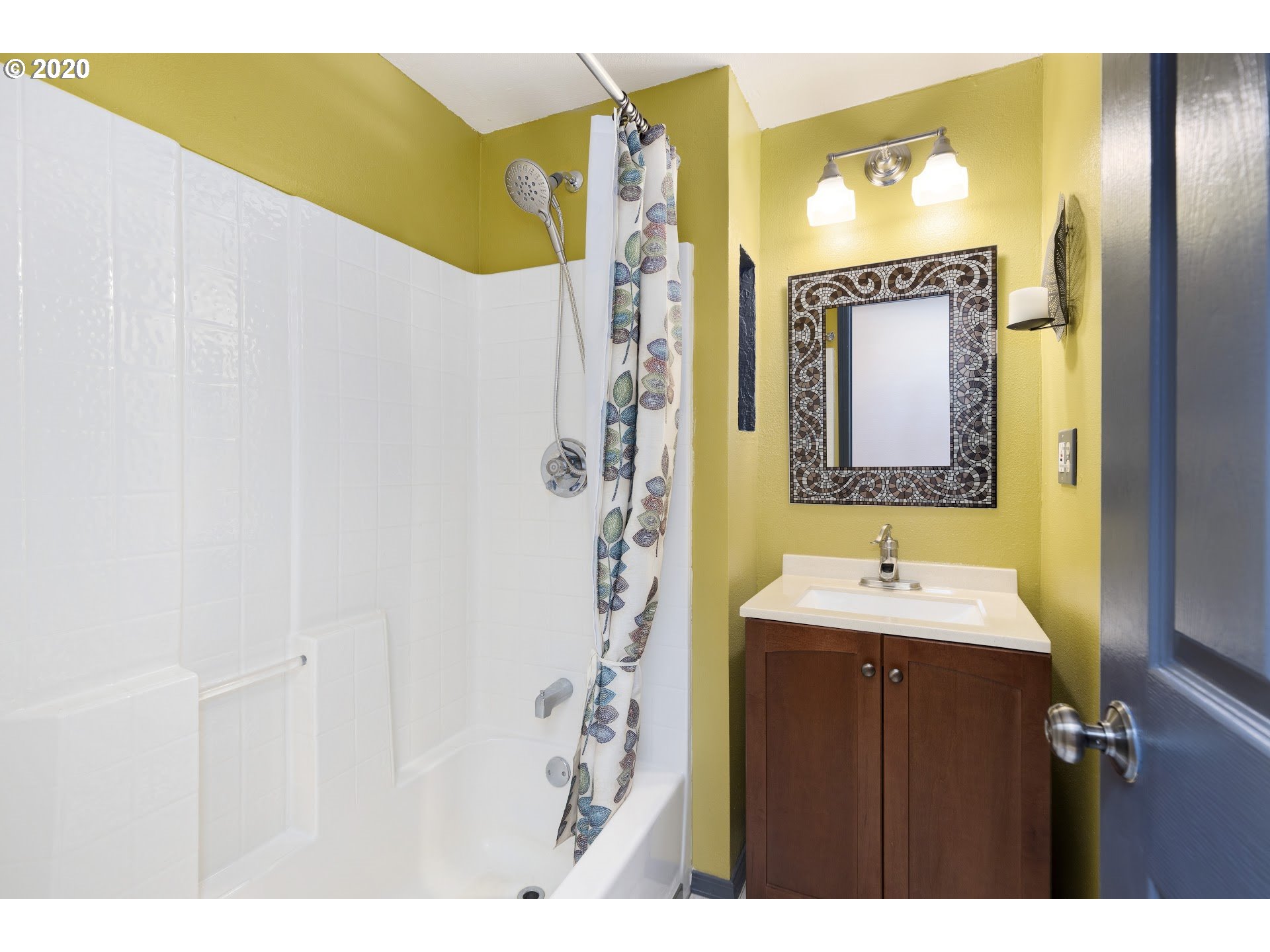 16824 Southwest Inverurie Road Lake Oswego, OR 97035 - Photo 16 of 31 Gallery Image 16