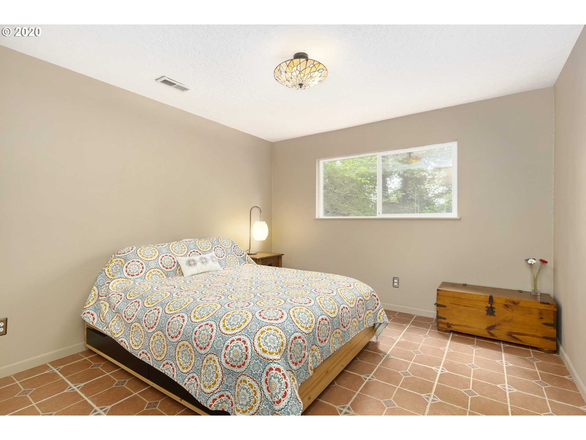 16824 Southwest Inverurie Road Lake Oswego, OR 97035 - Photo 19 of 31 Gallery Image 19