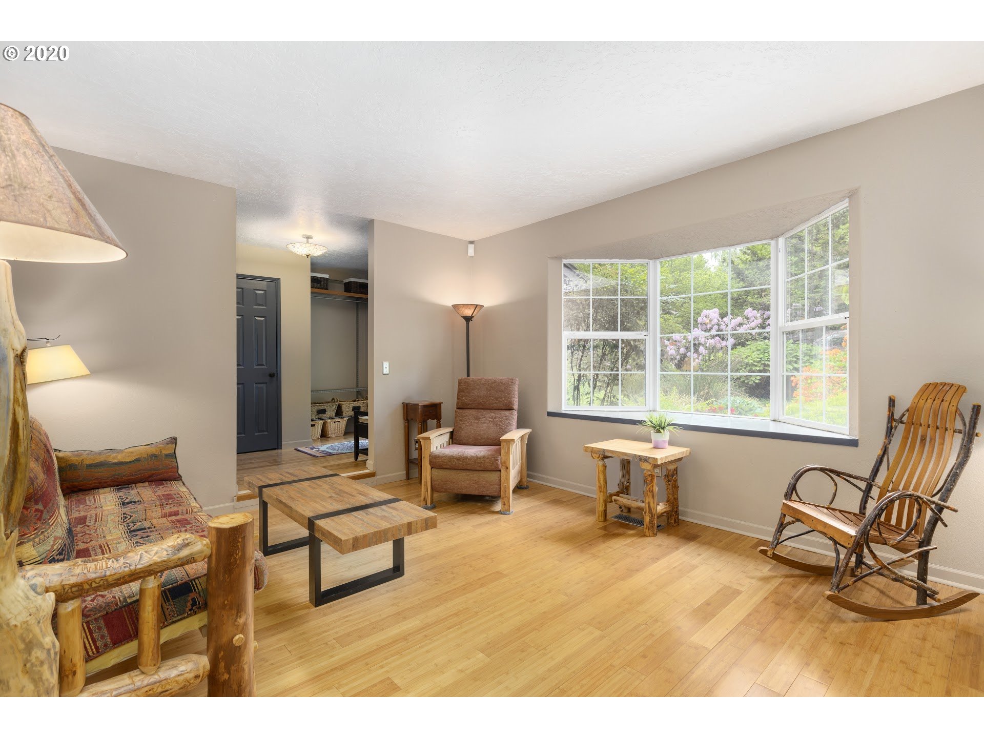 16824 Southwest Inverurie Road Lake Oswego, OR 97035 - Photo 9 of 31 Gallery Image 9
