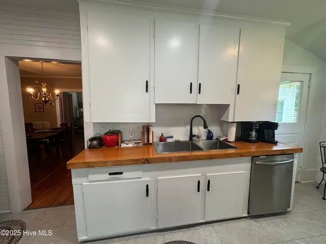 $259,000 | 217 North Howard Street, Chadbourn, NC 28431