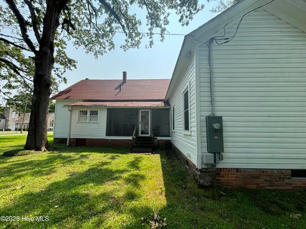 $259,000 | 217 North Howard Street, Chadbourn, NC 28431