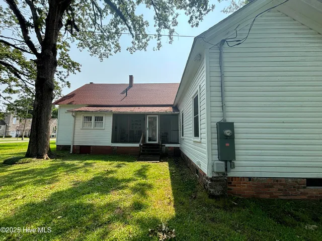 $259,000 | 217 North Howard Street, Chadbourn, NC 28431