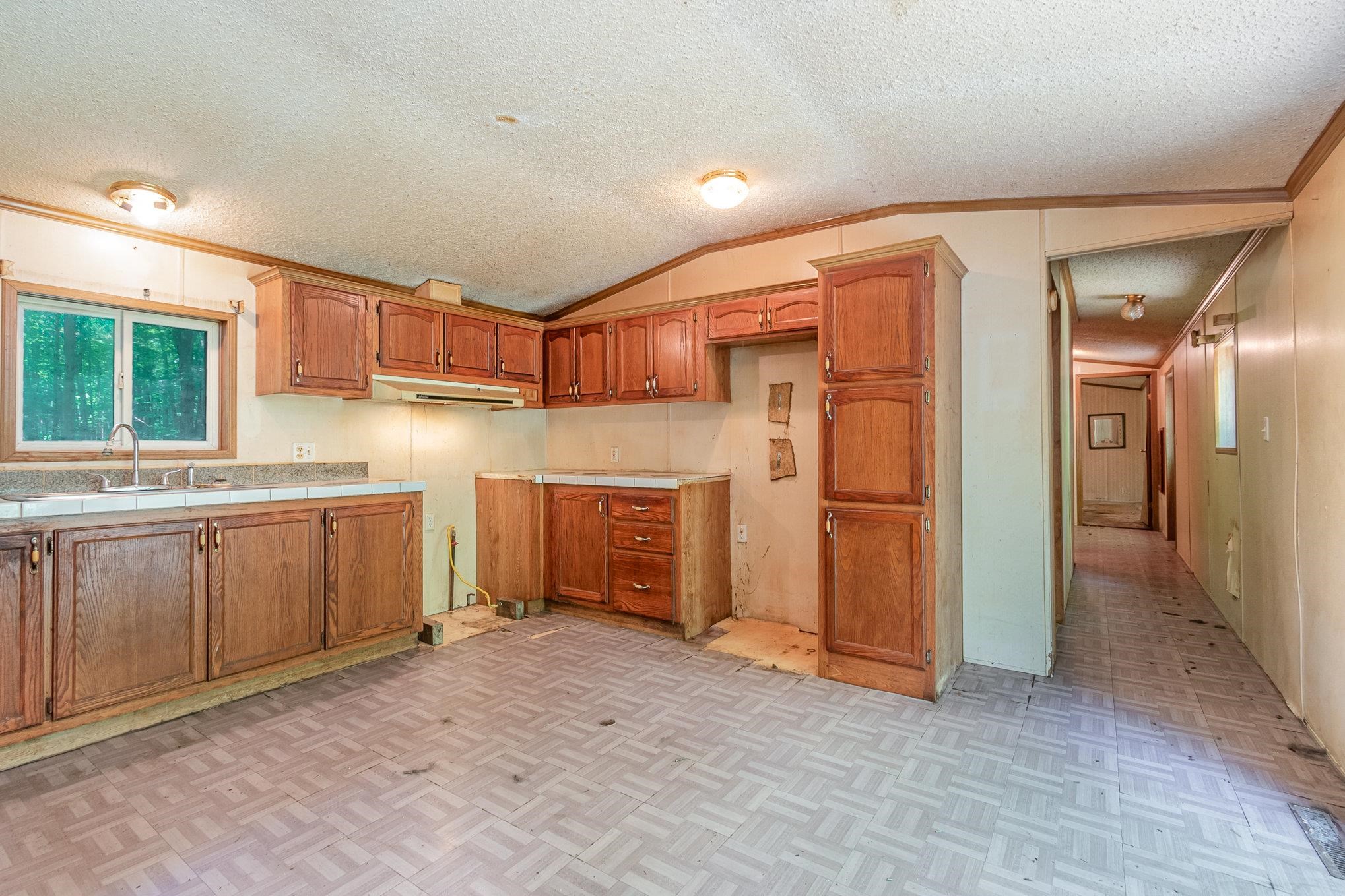 4510 North Alamando Road Coleman, MI 48618 - Photo 7 of 29