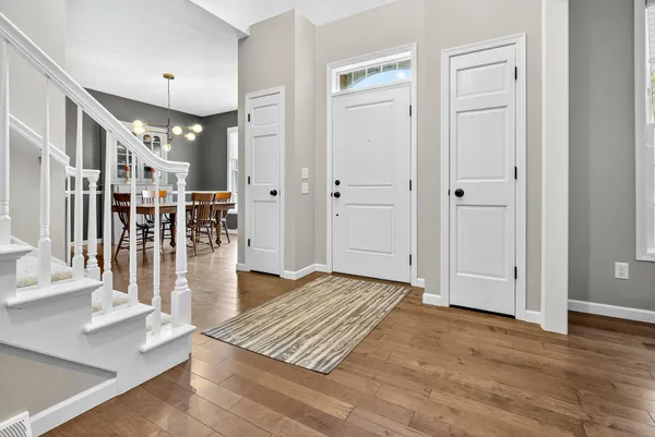 $739,900 | 478 Hawthorne Street, Neenah, WI 54956