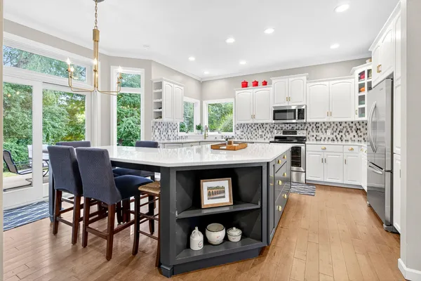 $739,900 | 478 Hawthorne Street, Neenah, WI 54956