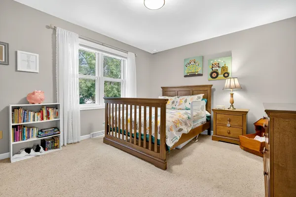 $739,900 | 478 Hawthorne Street, Neenah, WI 54956