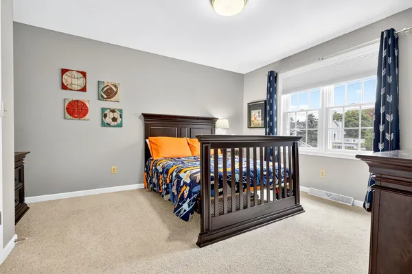 $739,900 | 478 Hawthorne Street, Neenah, WI 54956