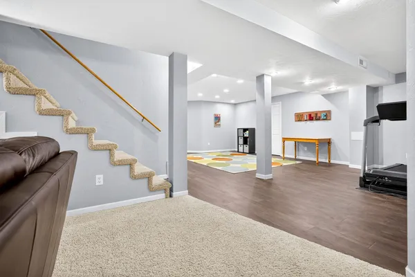 $739,900 | 478 Hawthorne Street, Neenah, WI 54956