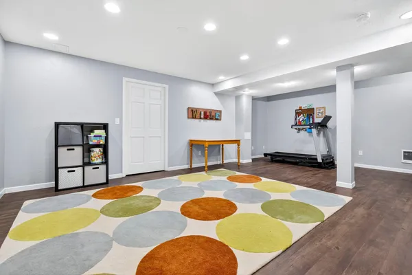 $739,900 | 478 Hawthorne Street, Neenah, WI 54956