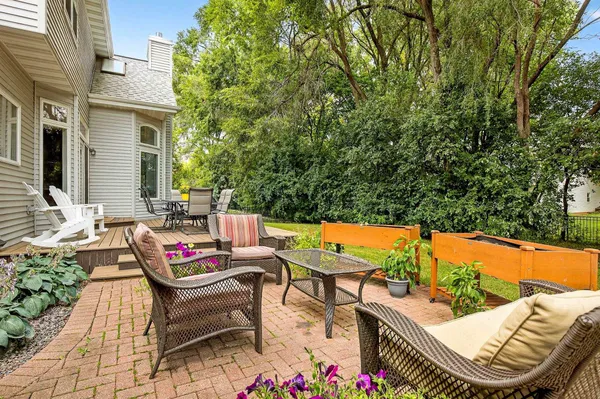 $739,900 | 478 Hawthorne Street, Neenah, WI 54956