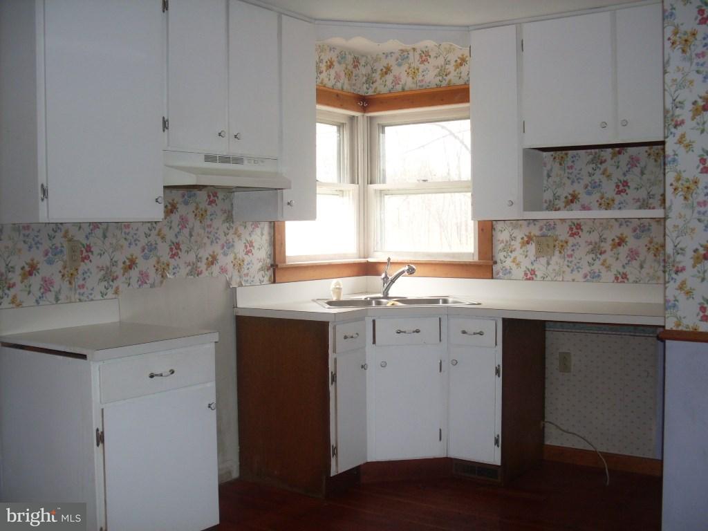 4640 Nursery Road Dover, PA 17315 - Photo 13 of 26