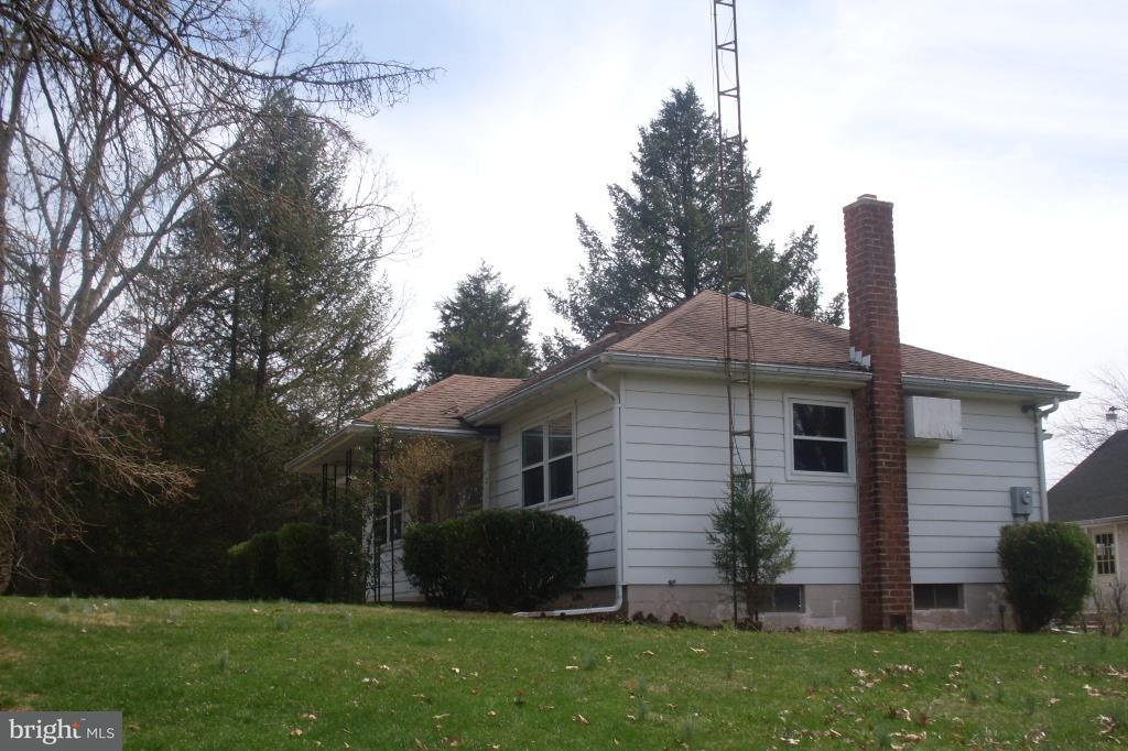 4640 Nursery Road Dover, PA 17315 - Photo 3 of 26