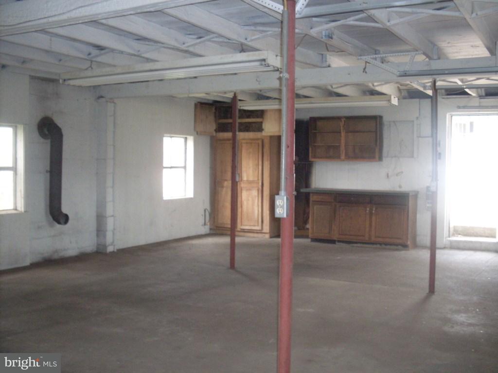 4640 Nursery Road Dover, PA 17315 - Photo 7 of 26