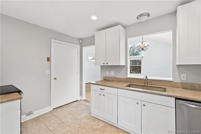 $4,700 | 29 Saddle Road, Norwalk, CT 06851