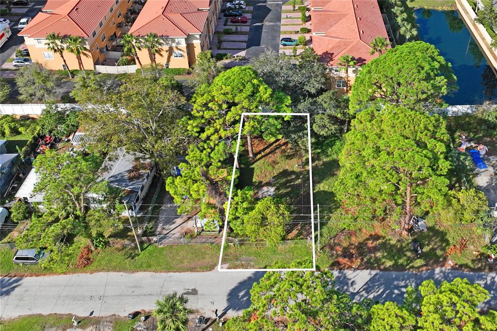 5635 Van Doren Avenue New Port Richey, FL 34652 - Photo 1 of 19