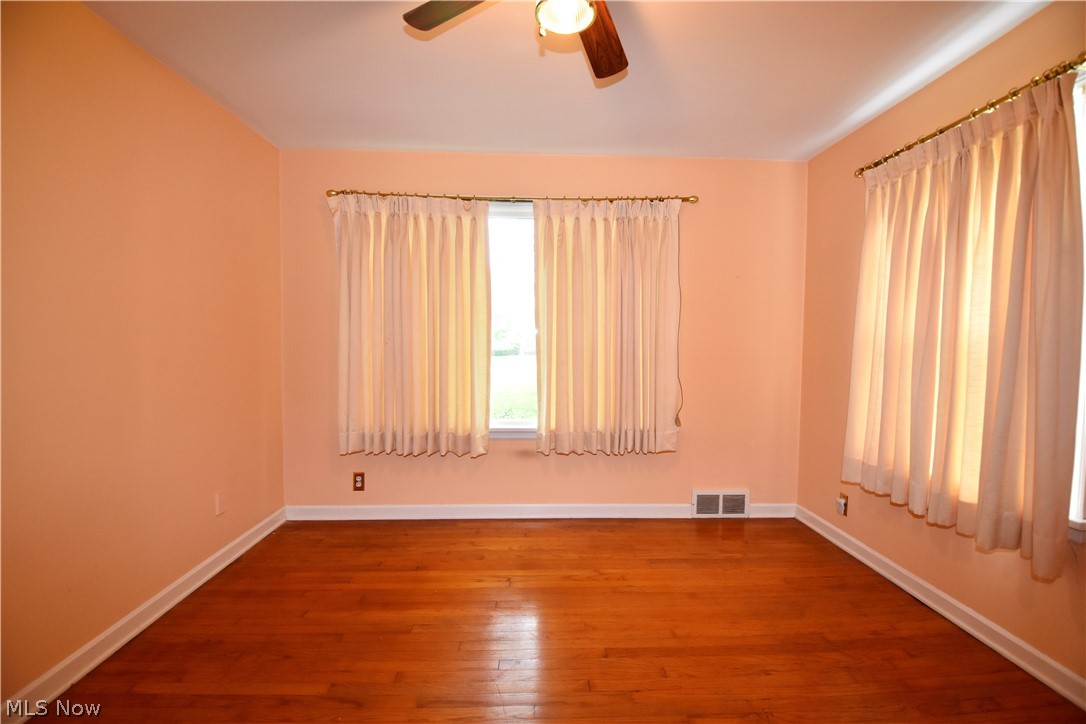 827 Ewing Road Youngstown, OH 44512 - Photo 11 of 31 Gallery Image 11