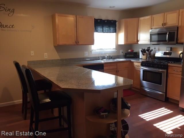 7701 North Robb Road Fowlerville, MI 48836 - Photo 10 of 14 IMG_4930.JPG