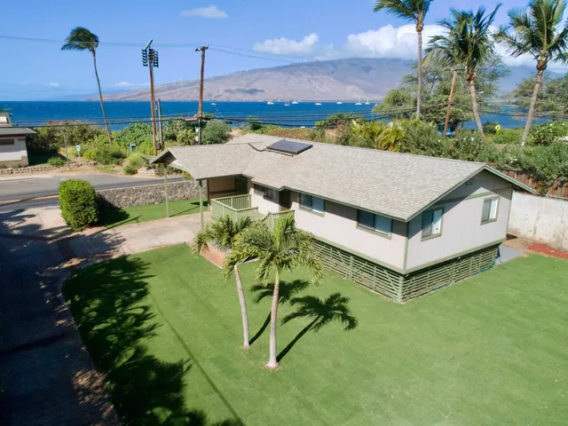 a view of a patio in backyard