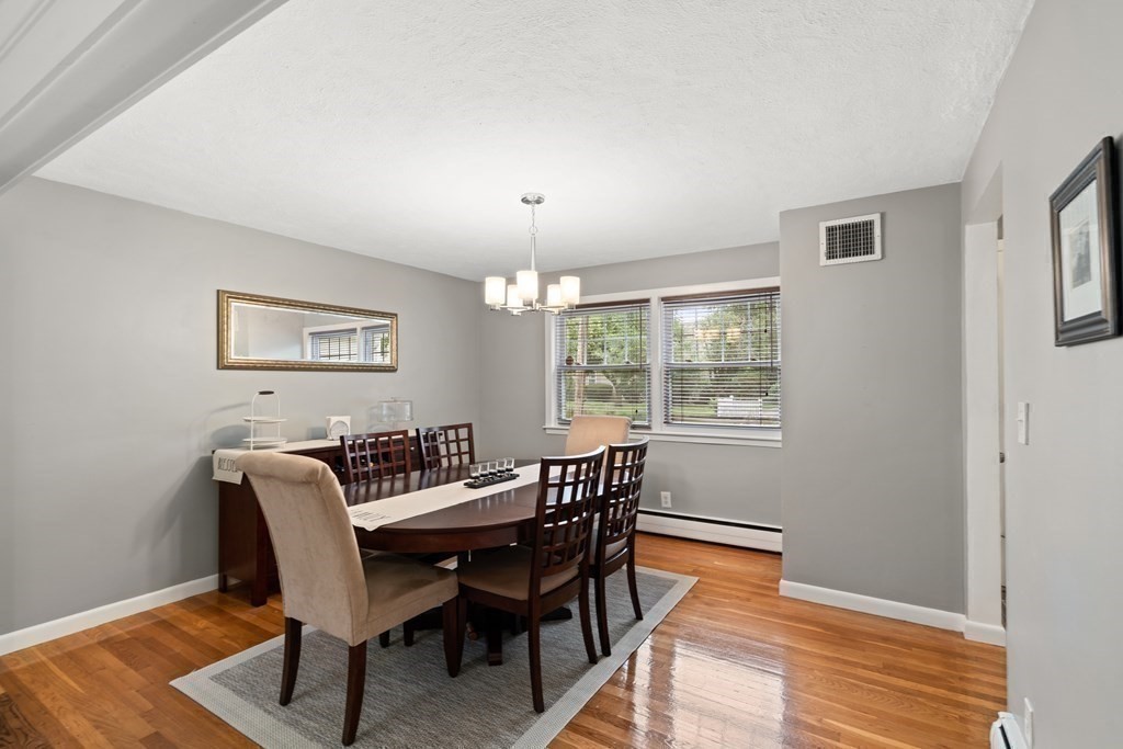 100 Shady Hill Road Newton, MA 02461 - Photo 5 of 26 Gallery Image 5