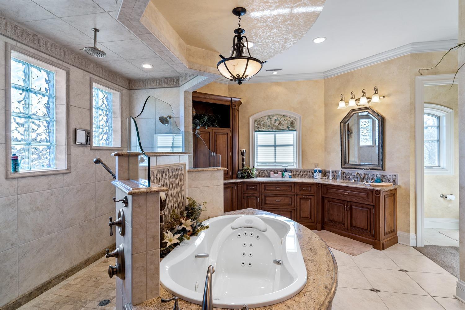 6467 Werk Road Cincinnati, OH 45248 - Photo 20 of 50