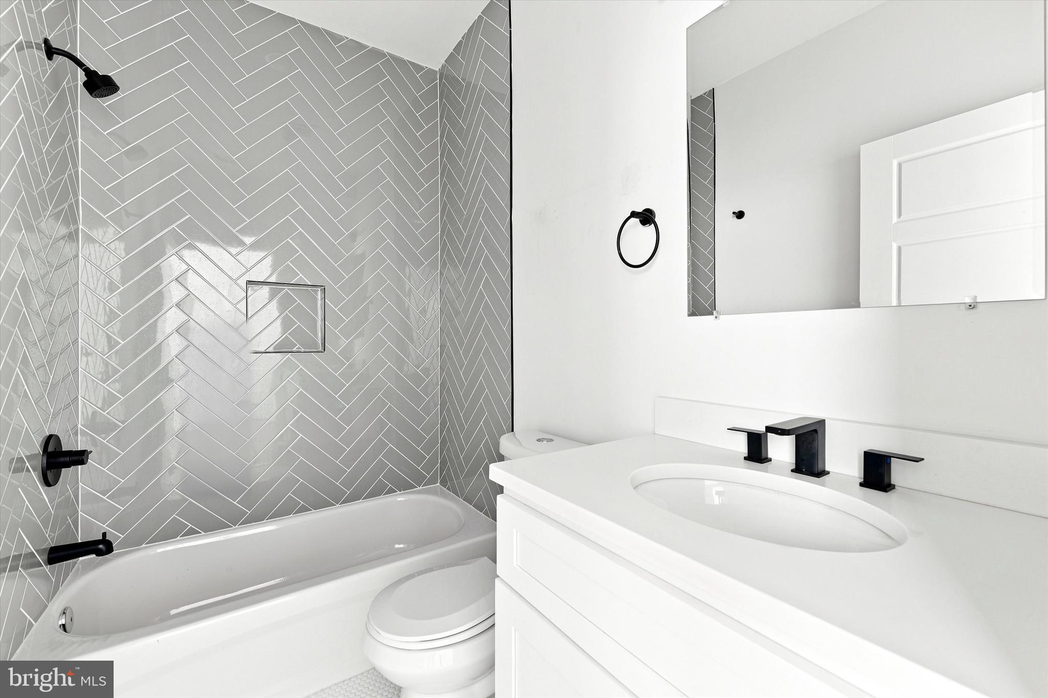 1729 Francis Street, Unit 4 Philadelphia, PA 19130 - Photo 20 of 26
